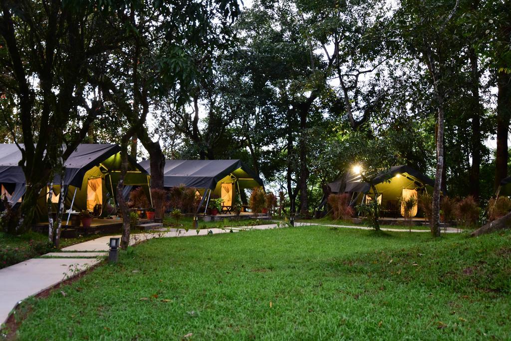 Monica Garden Bungalow Vālpārai Bagian luar foto