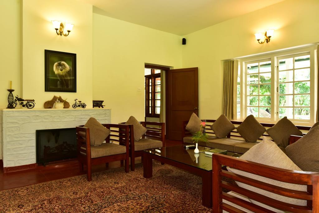 Monica Garden Bungalow Vālpārai Bagian luar foto